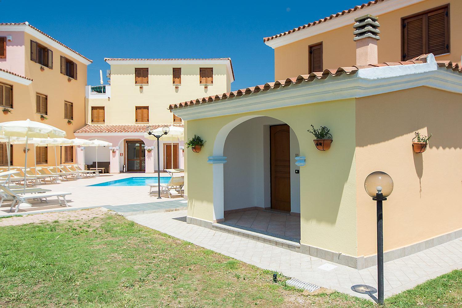 Residence Cala Viola Cala Liberotto Exterior foto